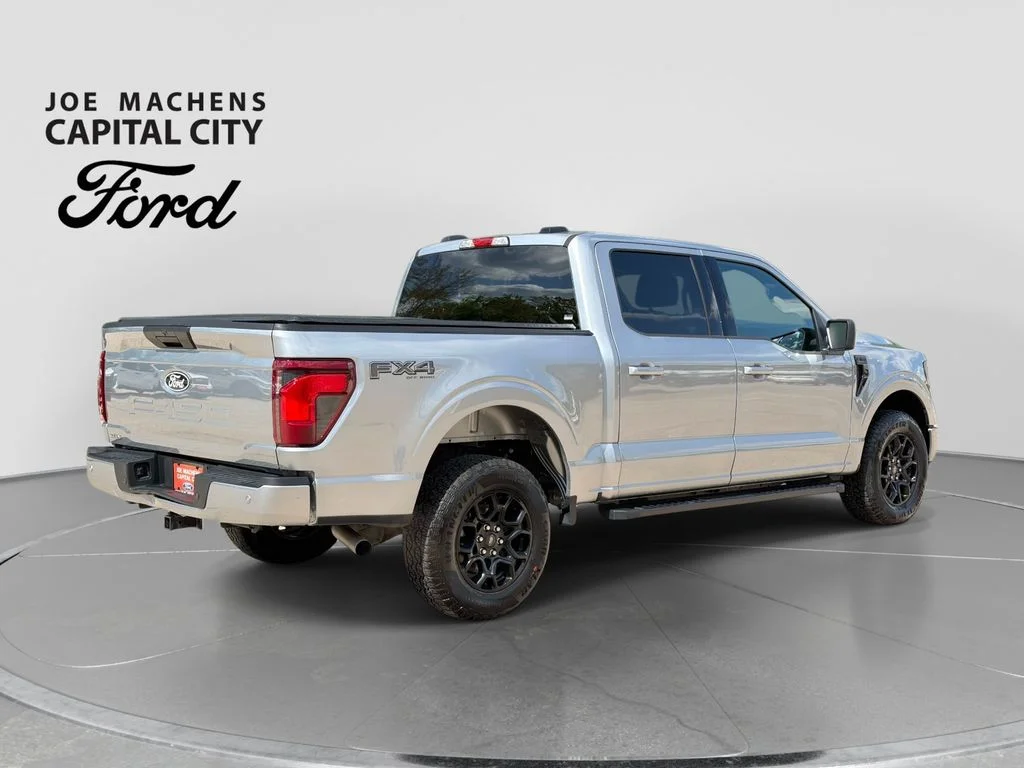 Used 2025 Iconic Silver Metallic Ford XLT image 5