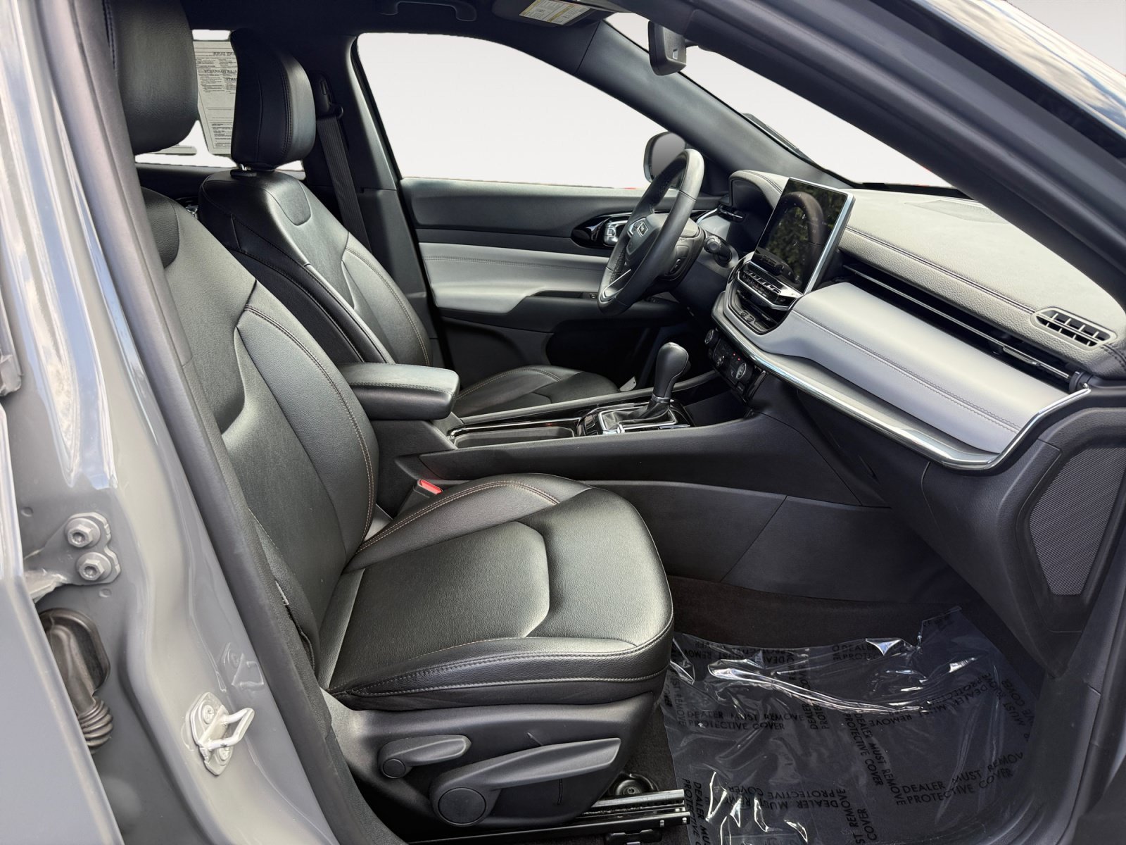 Used 2024 Gray Clearcoat Jeep Limited image 19