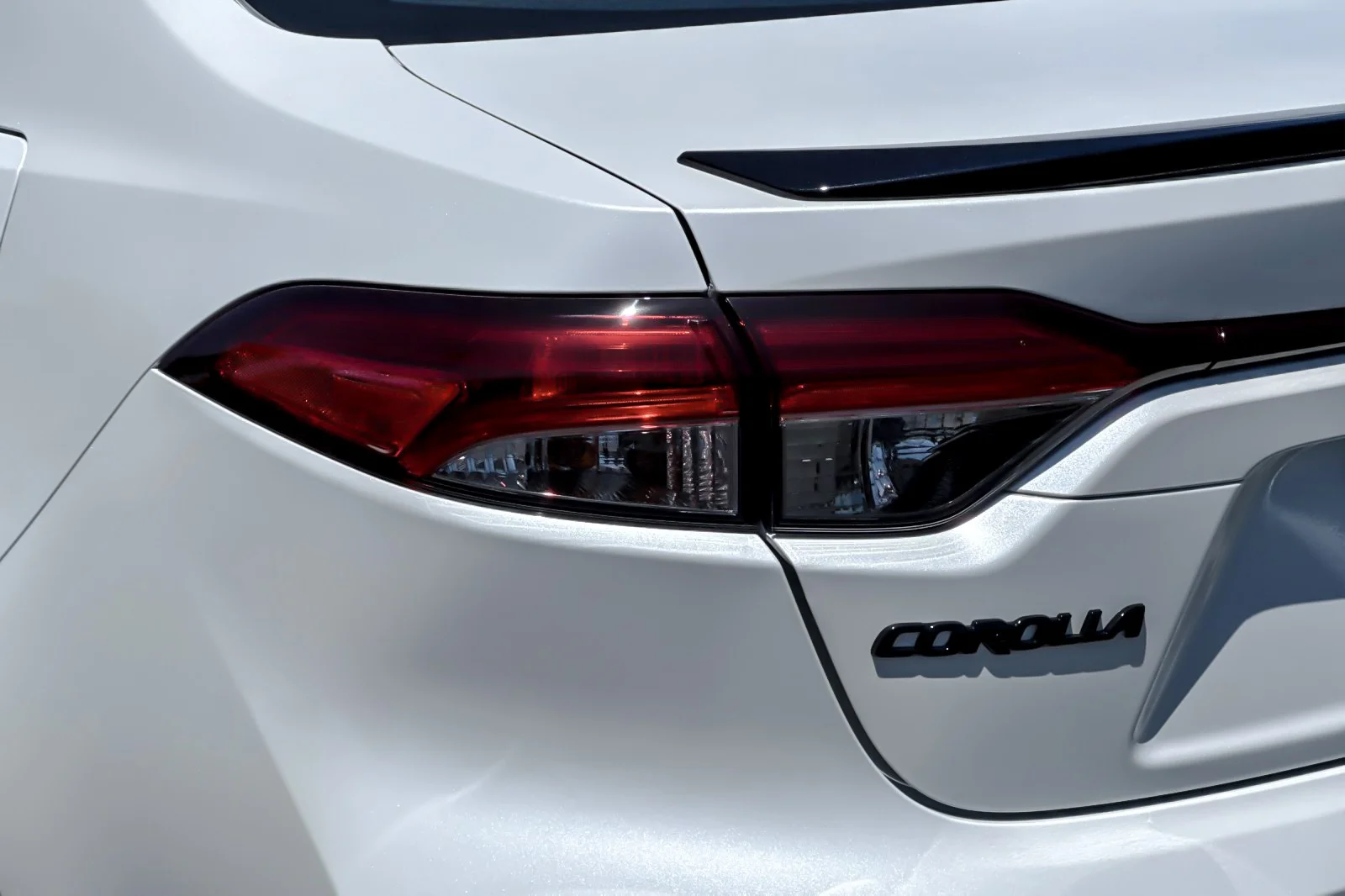 New 2026 Wind Chill Pearl <sup>1</sup> Toyota  XSE image 25