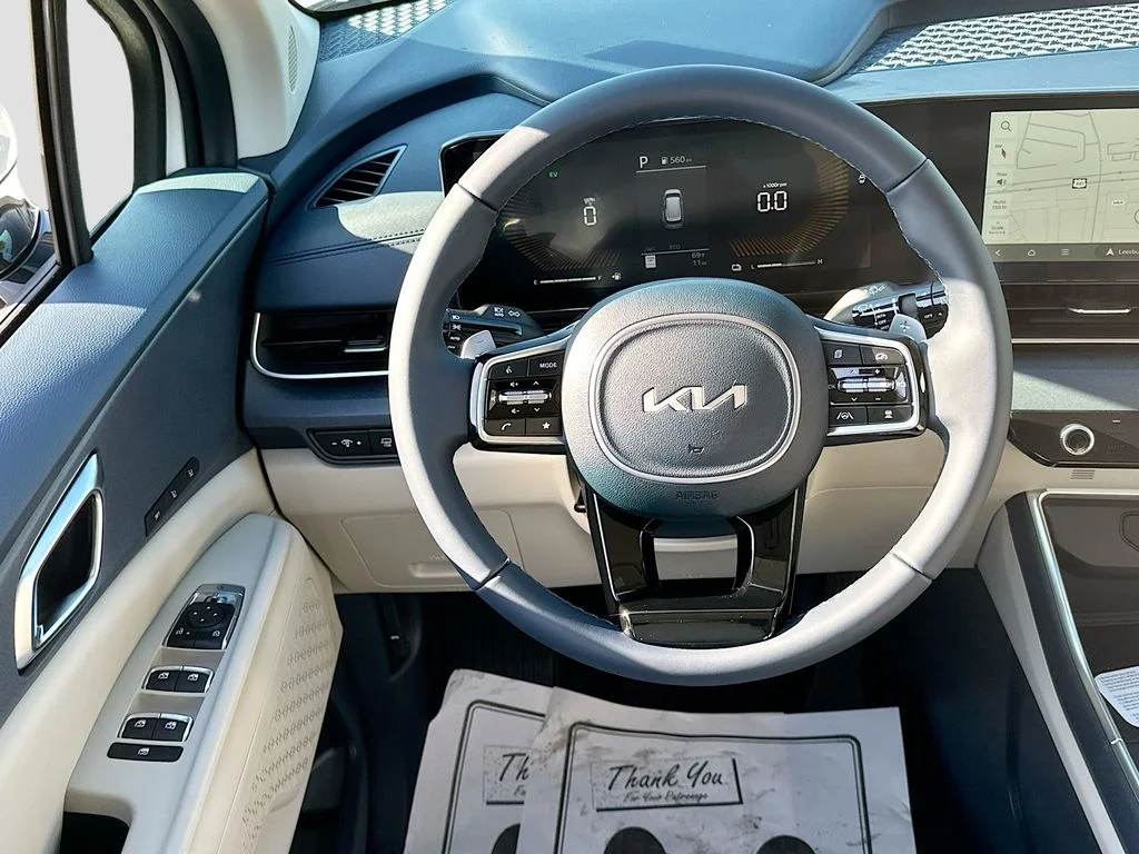 New 2026 Snow White Pearl Kia EX image 22
