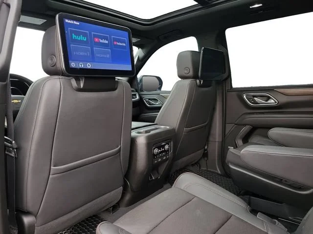 Used 2023 Black Chevrolet High Country image 23