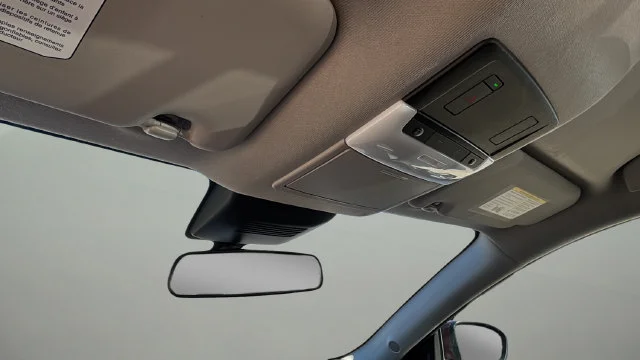Used 2025  Nissan SV image 27