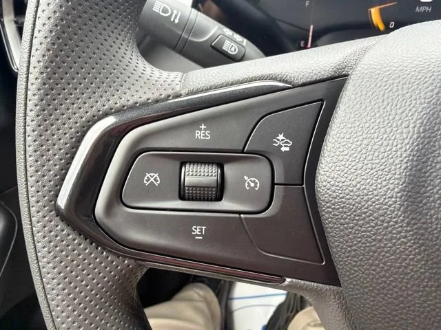 New 2026 Mosaic Black Metallic Chevrolet LT image 31