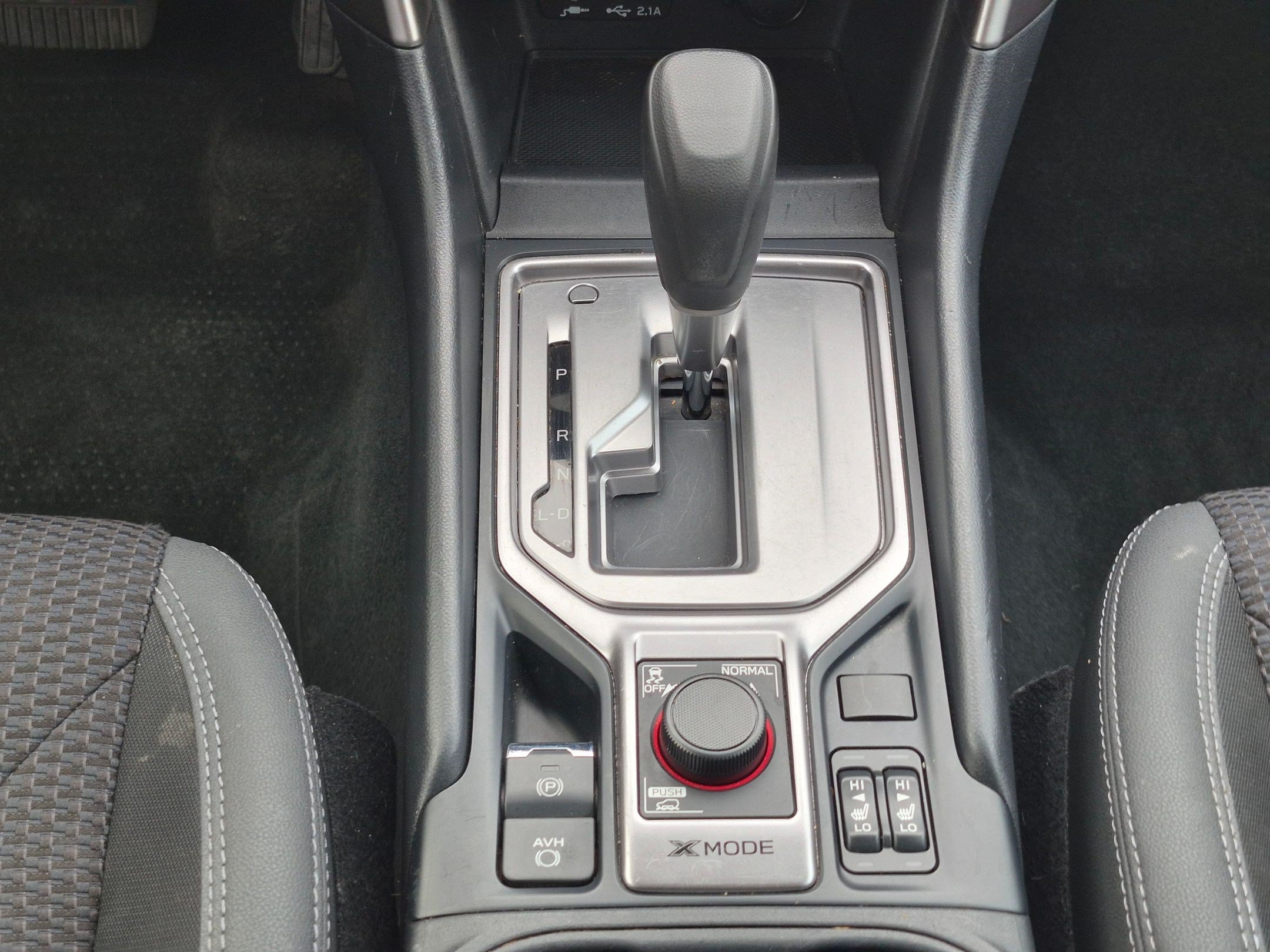 Used 2021 Crystal White Pearl Subaru Premium image 24