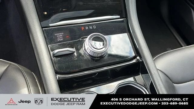Used 2023 White Jeep Limited image 18