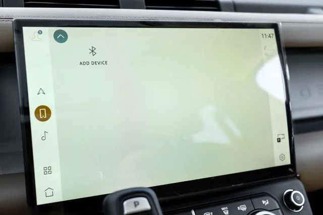 New 2026 Green Land Rover S image 38