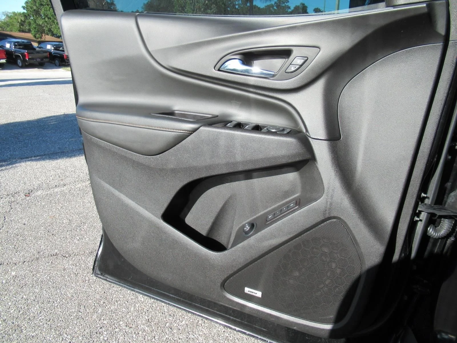 Used 2022 Black Chevrolet Premier image 20