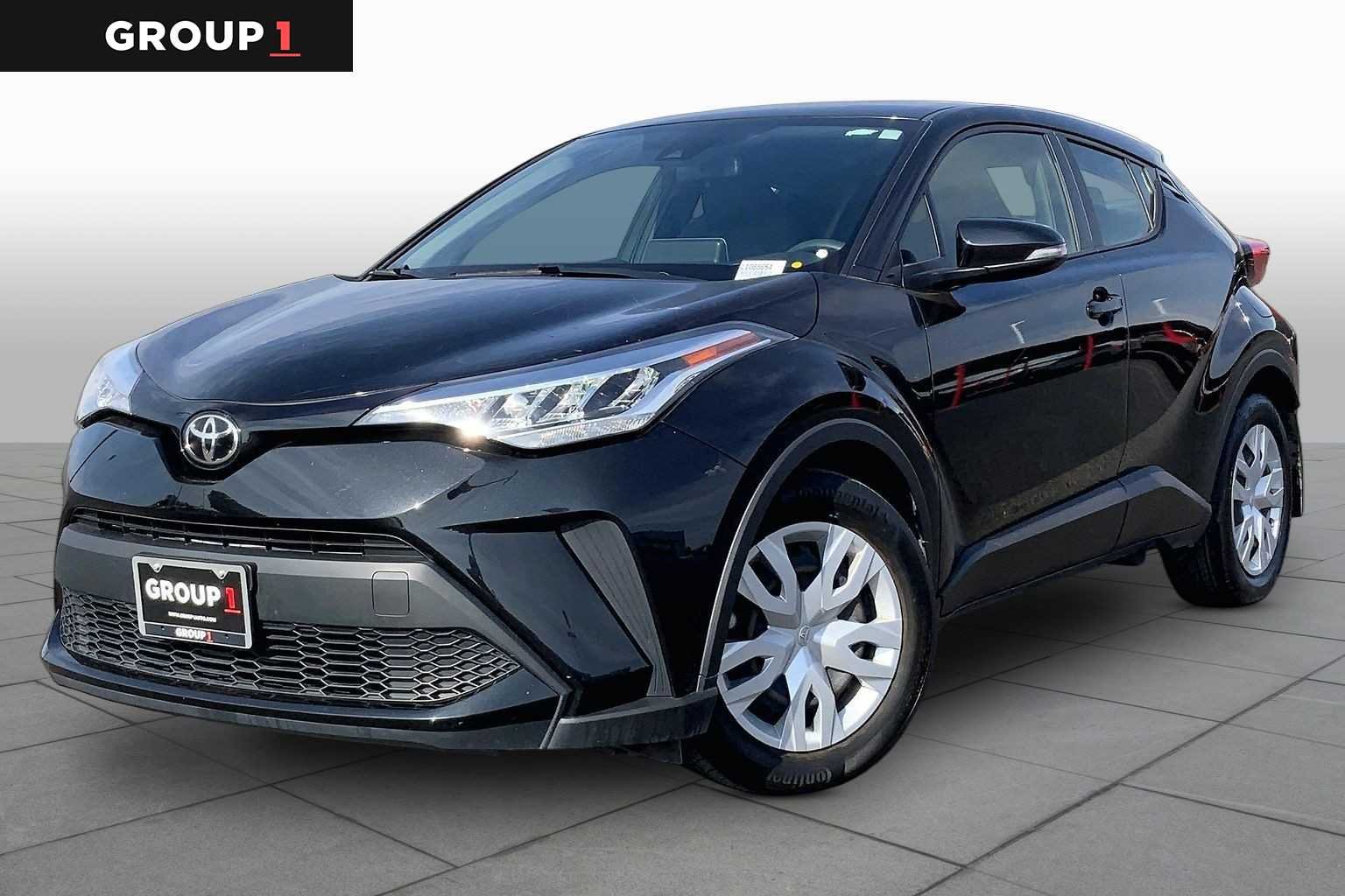 2020 Toyota C-HR LE's photo