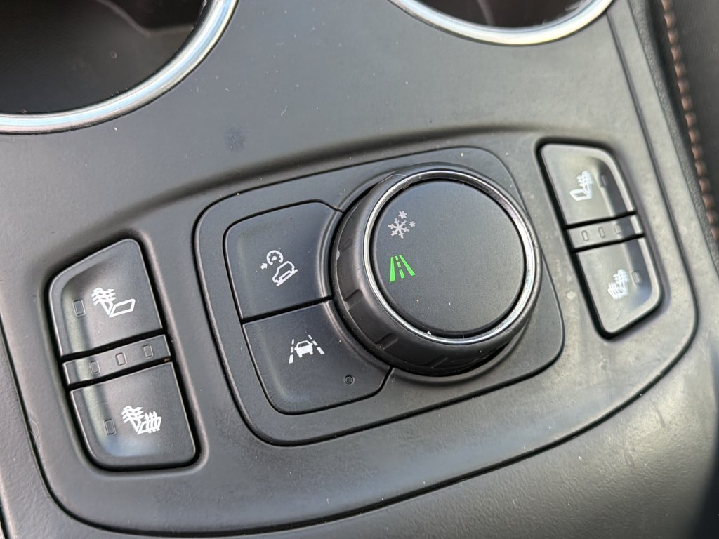 2020 GMC Terrain SLE - Photo 28