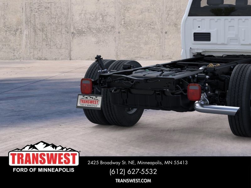 New 2026 Oxford White Ford F-600® XL image 21