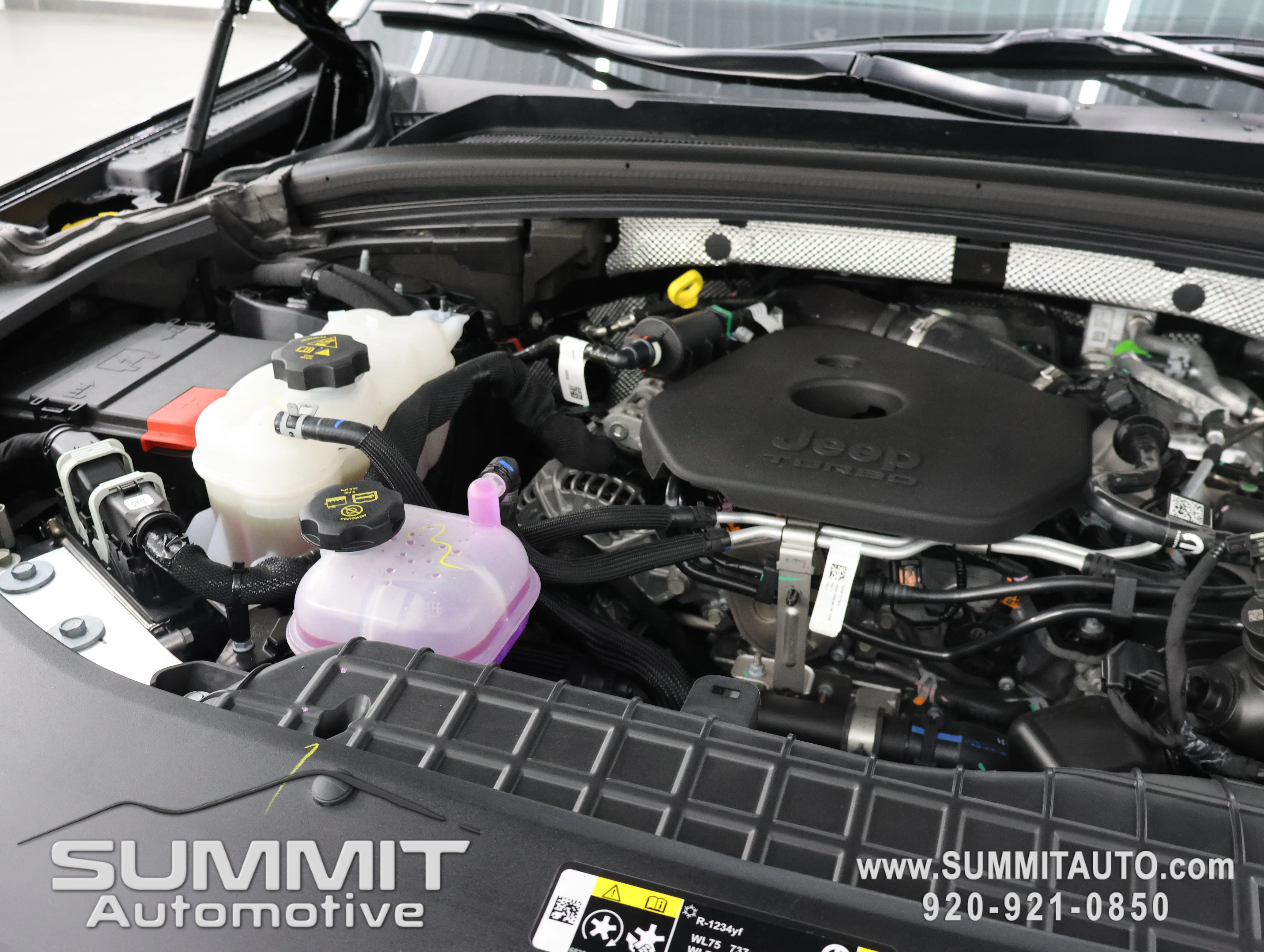 New 2026 Diamond Black Crystal Pearlcoat Jeep Limited image 20