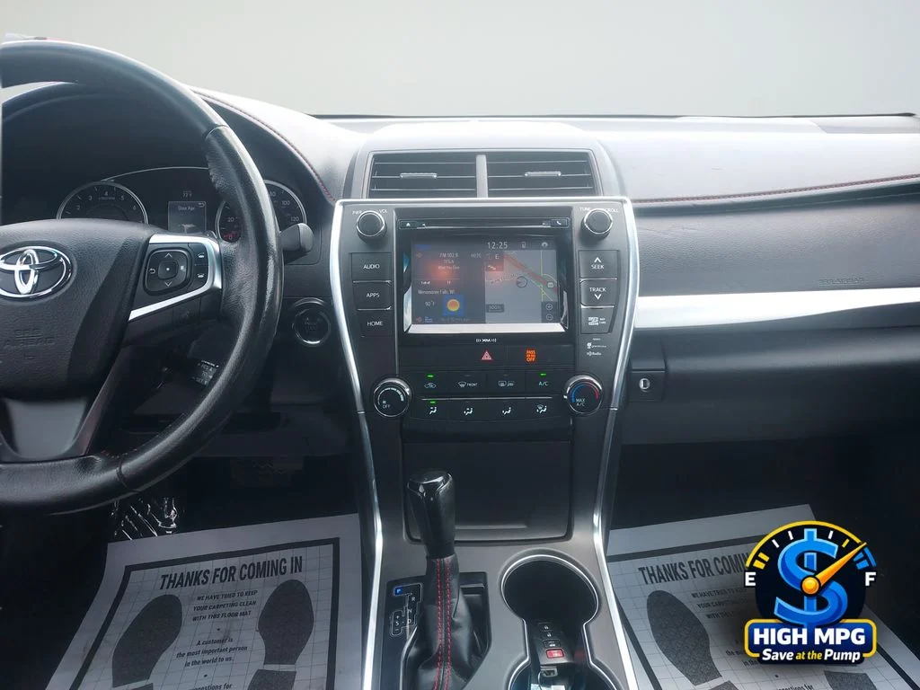 Used 2016 Gray Toyota SE image 14