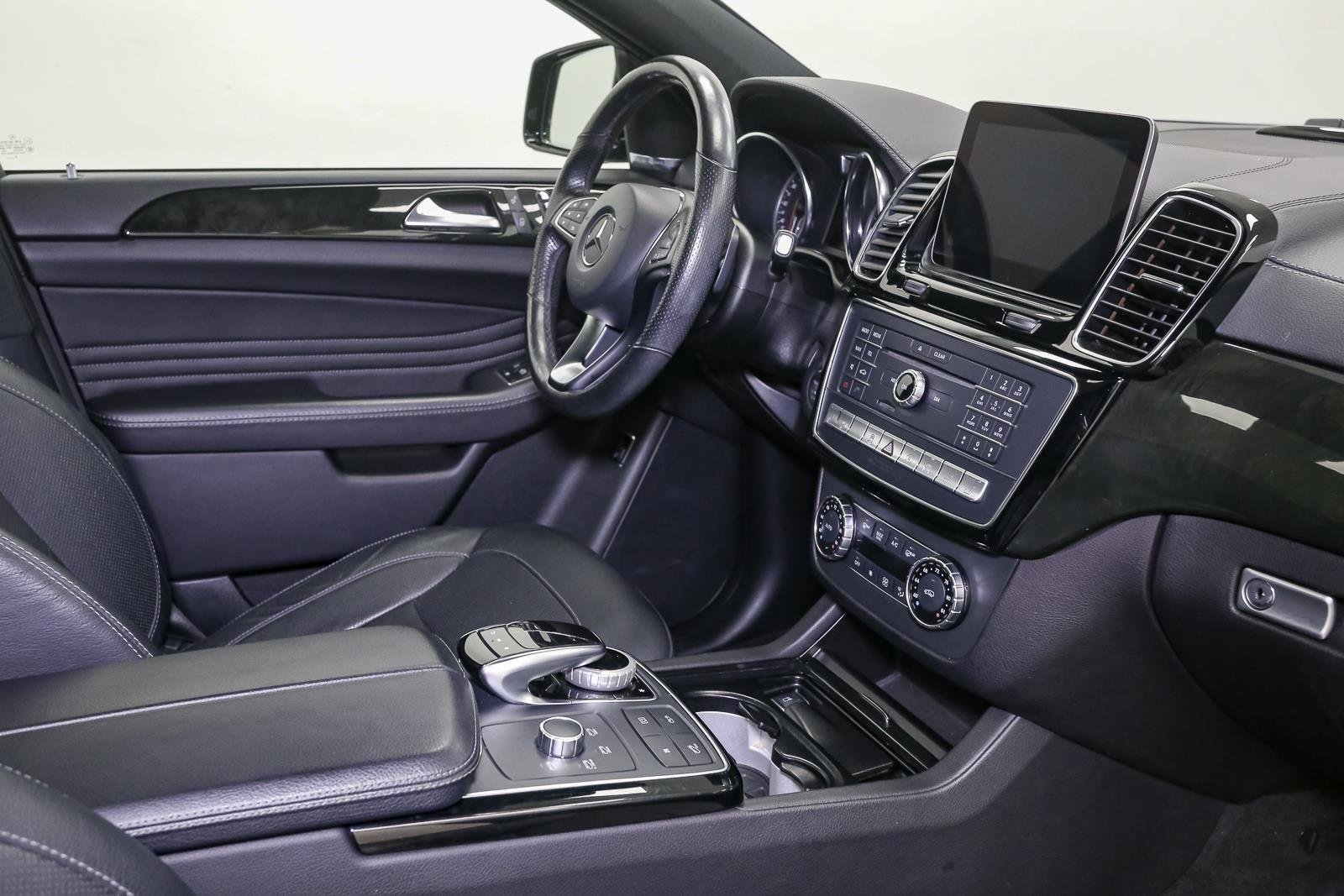 Used 2019 Black Mercedes-Benz AMG® GLE 43 image 21