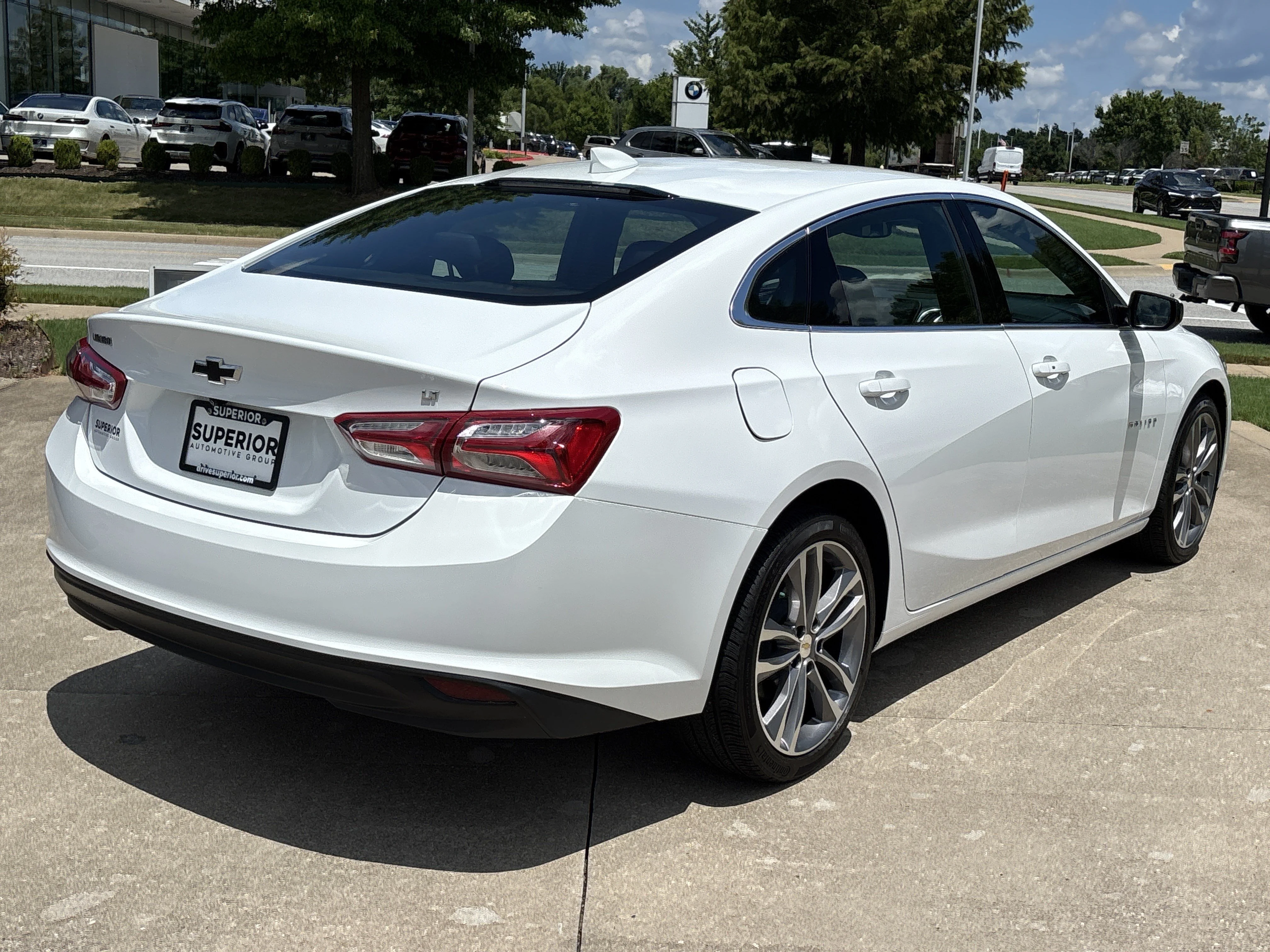 Used 2023 Summit White Chevrolet LT image 3