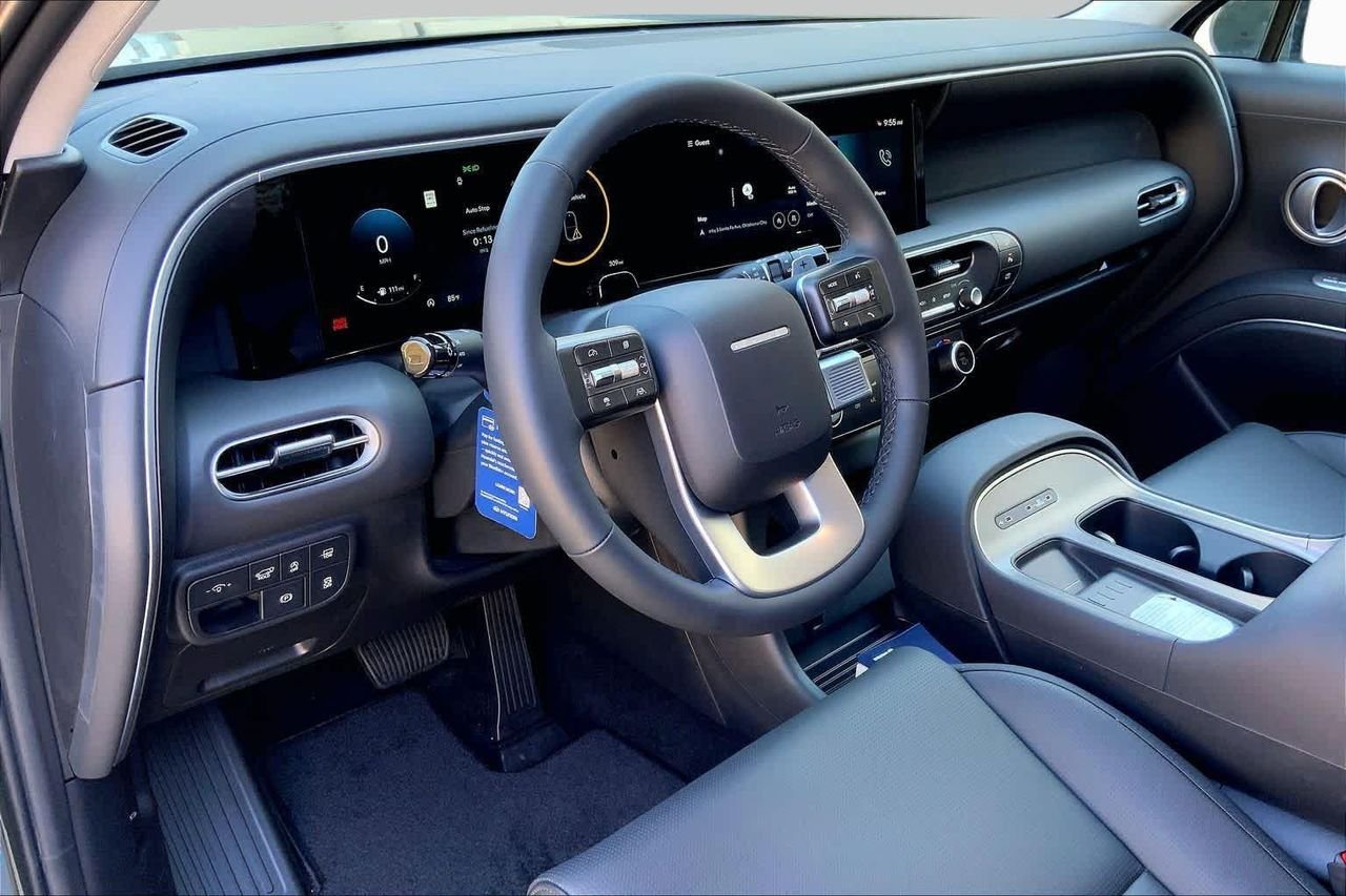 New 2026 Titan Charcoal Pearl Hyundai SEL AWD image 9