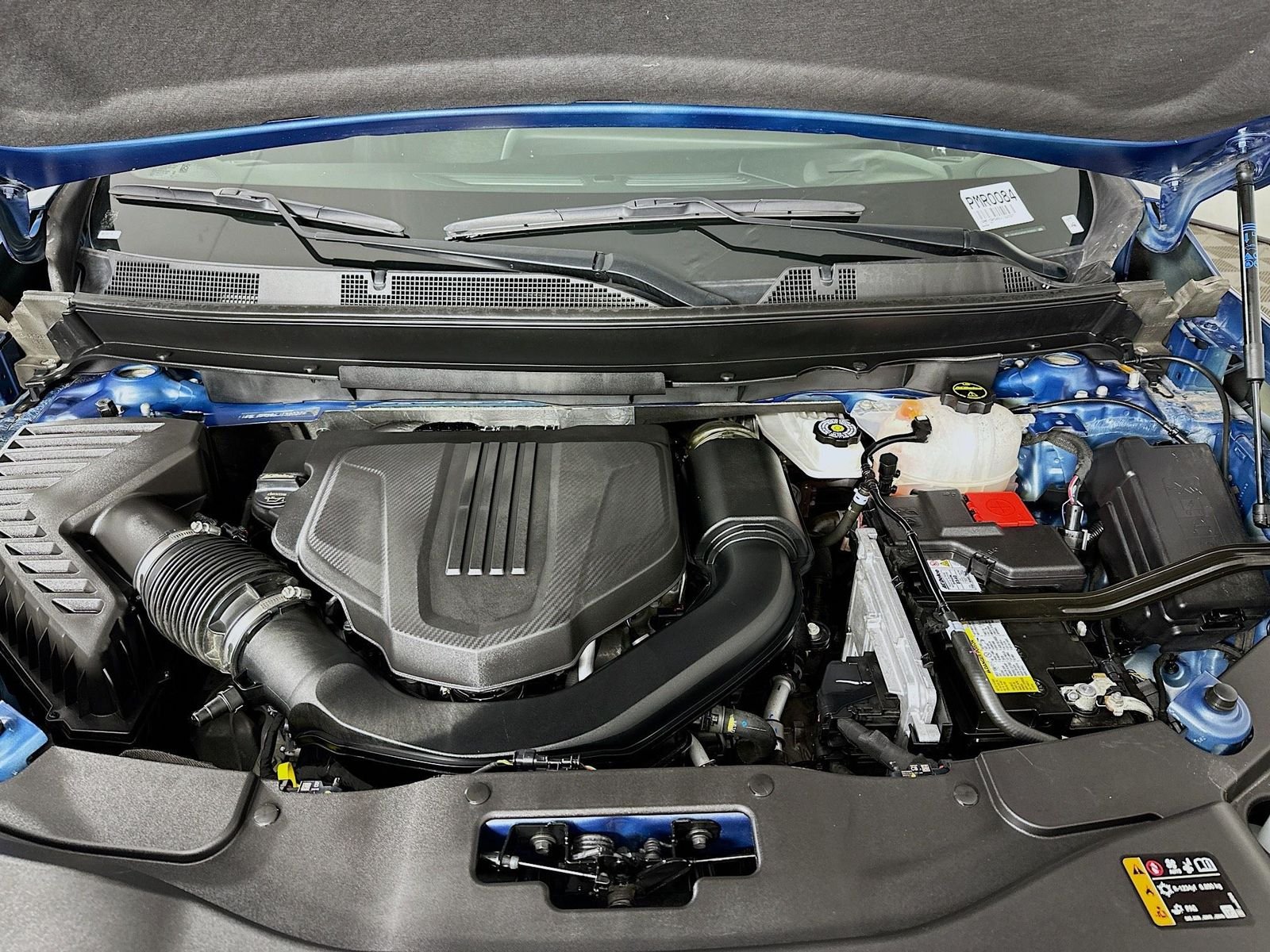 Used 2025 Lakeshore Blue Metallic Chevrolet LT image 31