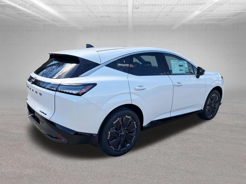 New 2026 White Nissan Platinum image 5