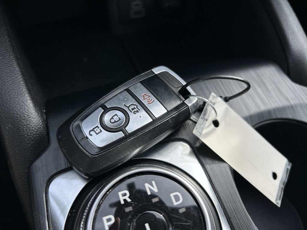 Used 2025 Space Silver Me Ford ST-Line image 30