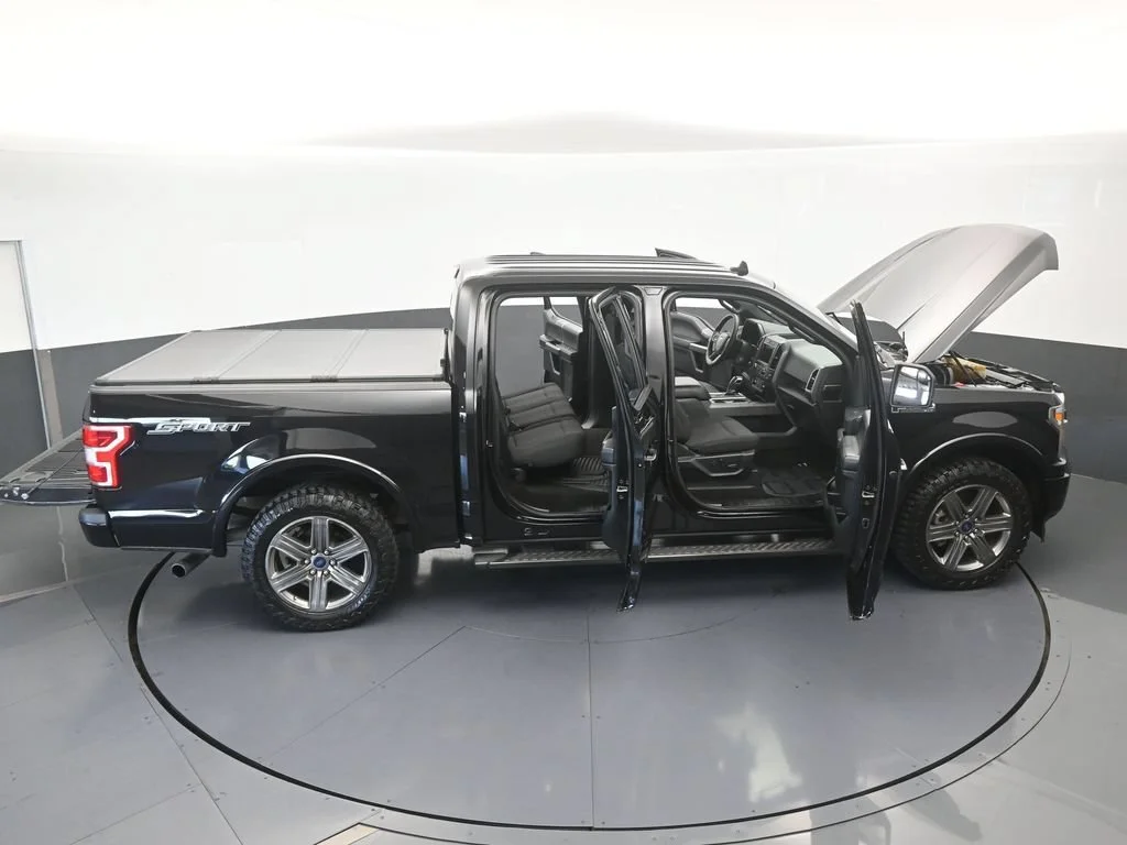 Used 2020 Black Ford XL image 65