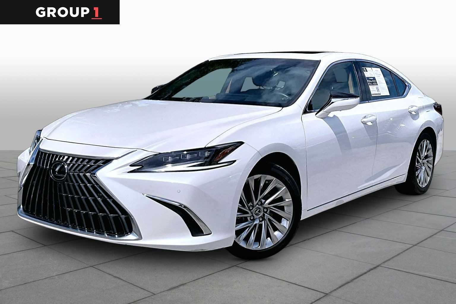 2023 Lexus ES 300h 300h Ultra Luxury's photo