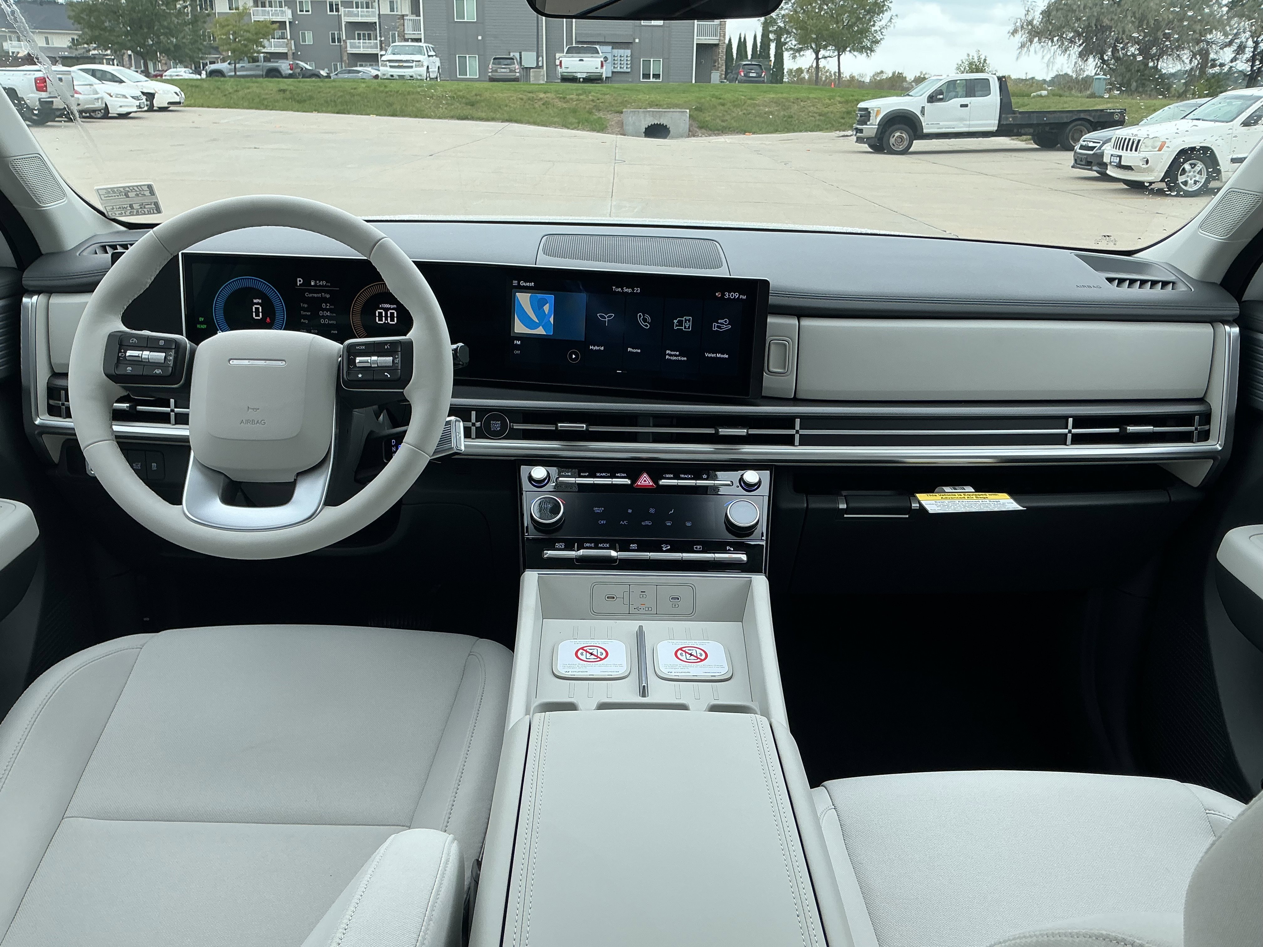 New 2026 Serenity White Hyundai SE image 5