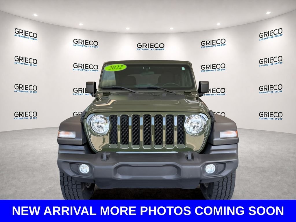 Used 2022 Green Jeep Unlimited Sport S image 2
