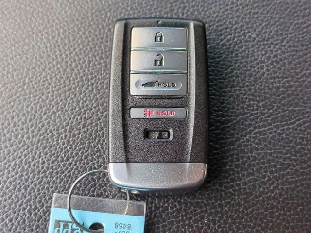 Used 2017 Crystal Black Pearl Acura Technology Package image 30