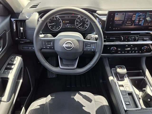 New 2026 Everest White Pearl TriCoat Nissan SV image 10