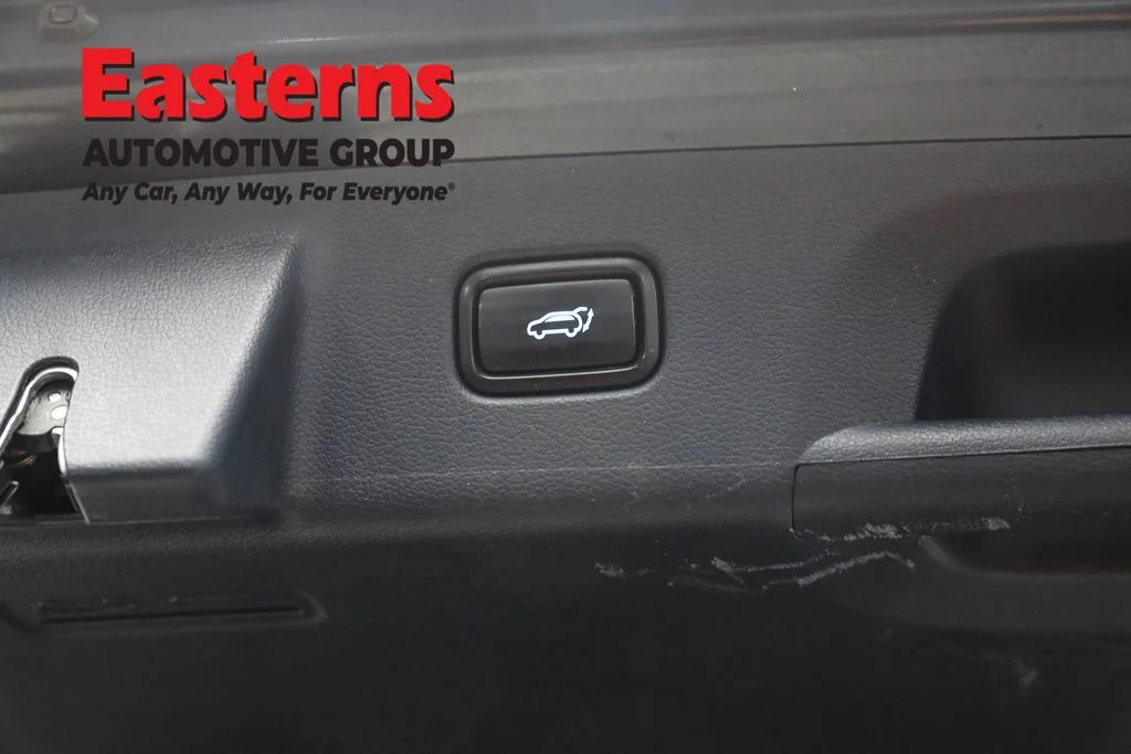 Used 2022 Blue Hyundai SEL image 24