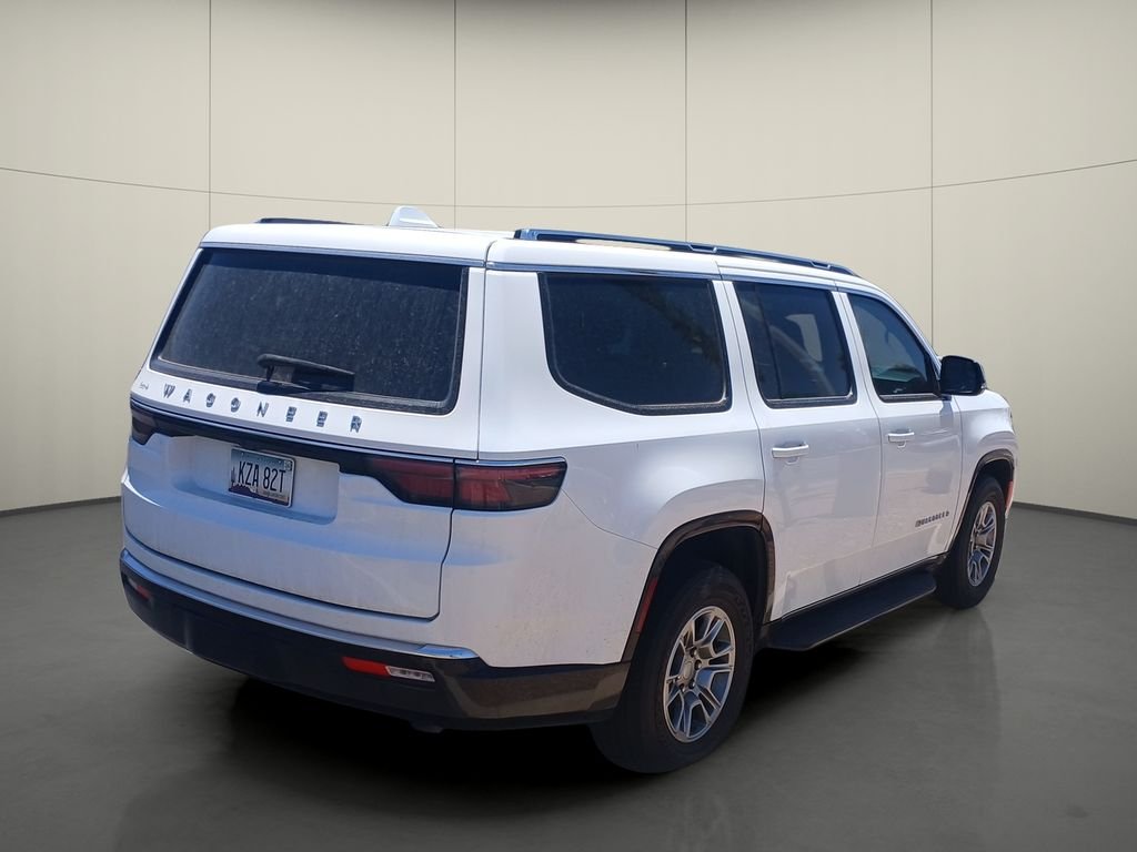 Used 2023 White Jeep Base image 7