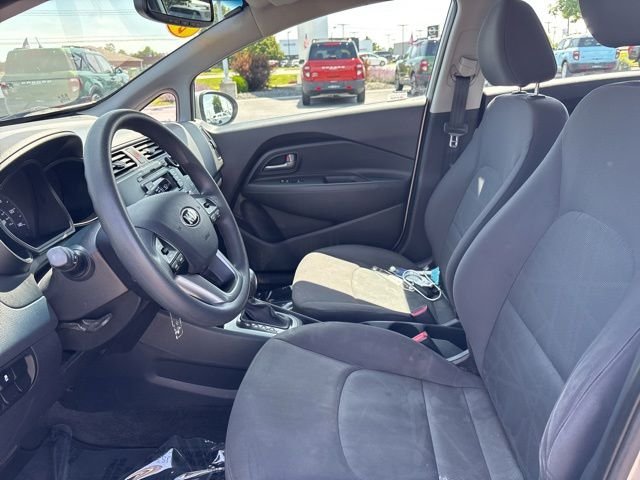 Used 2013 Silver Kia LX image 12