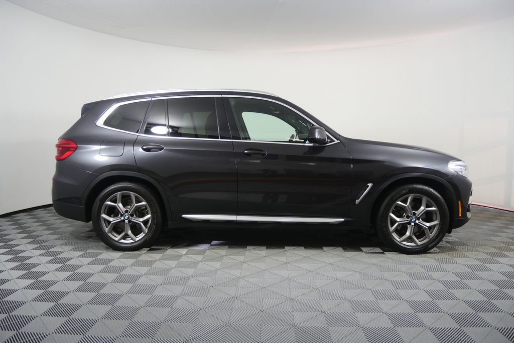Used 2020 Dark Graphite BMW sDrive30i image 2