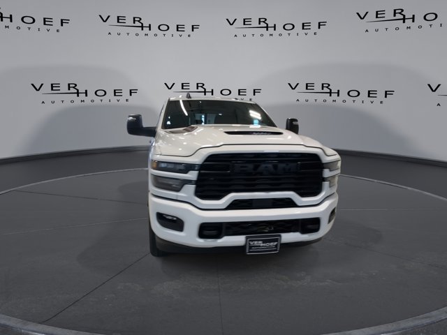 New 2026 Bright White Clear-Coat Exterior Paint RAM Black Express image 2