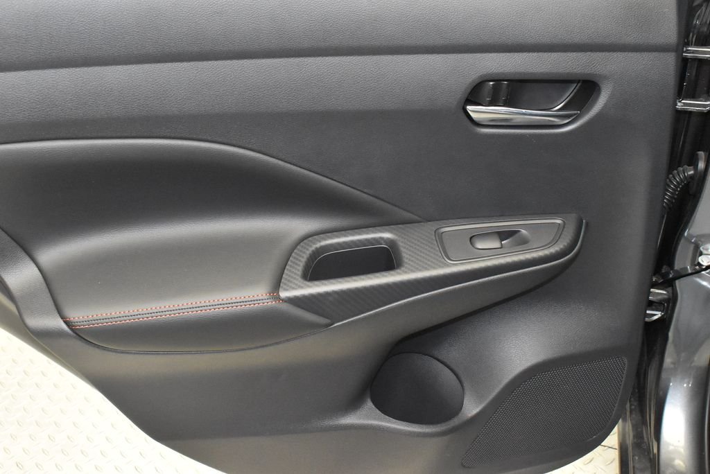 2025 Nissan Versa Sedan SR - Photo 32
