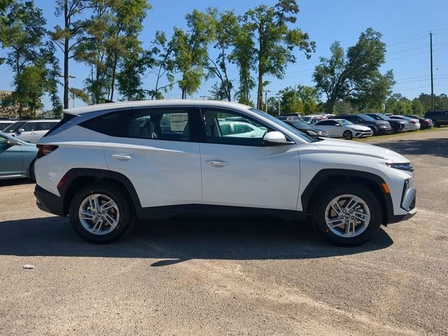 2025 Hyundai Tucson SE - Photo 22