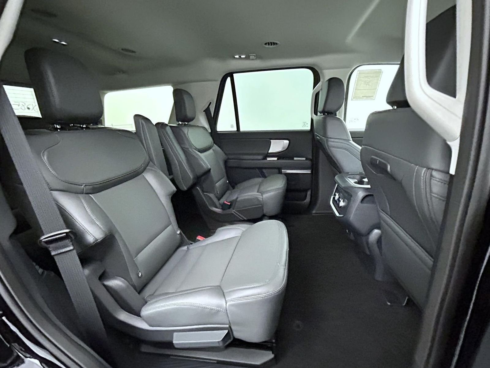 New 2027 Agate Black Metallic Ford Active image 18