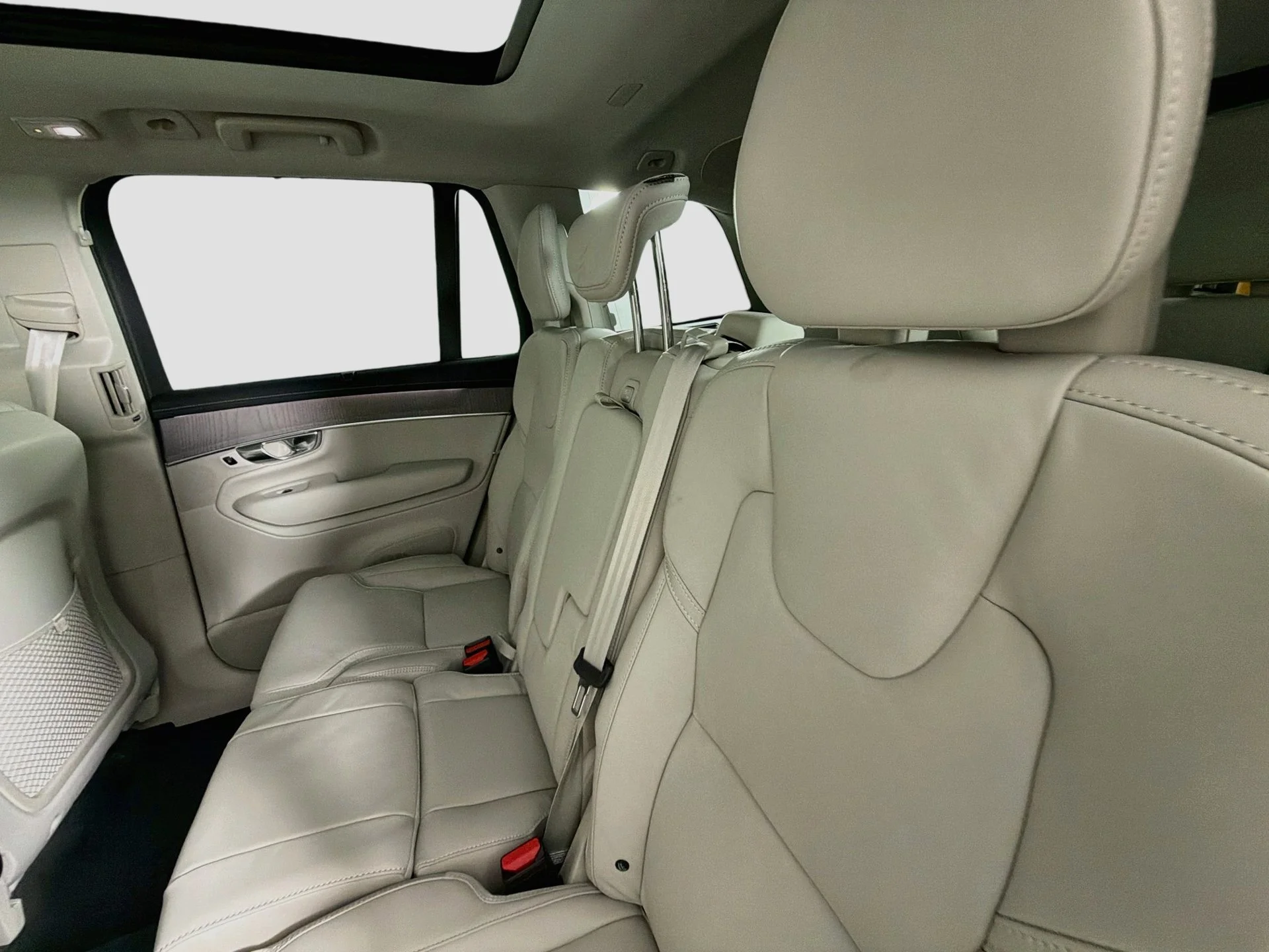 New 2027 Denim Blue Volvo Ultra image 24