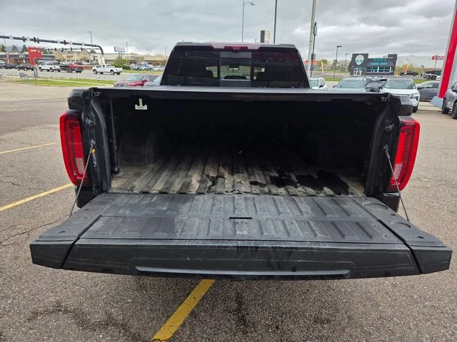 Used 2022 Onyx Black GMC Denali image 9