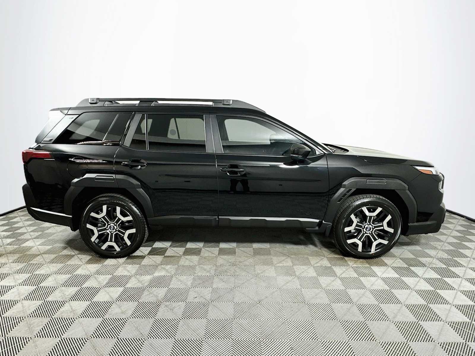 New 2026 CRYSTAL BLACK SILICA Subaru Touring XT image 8
