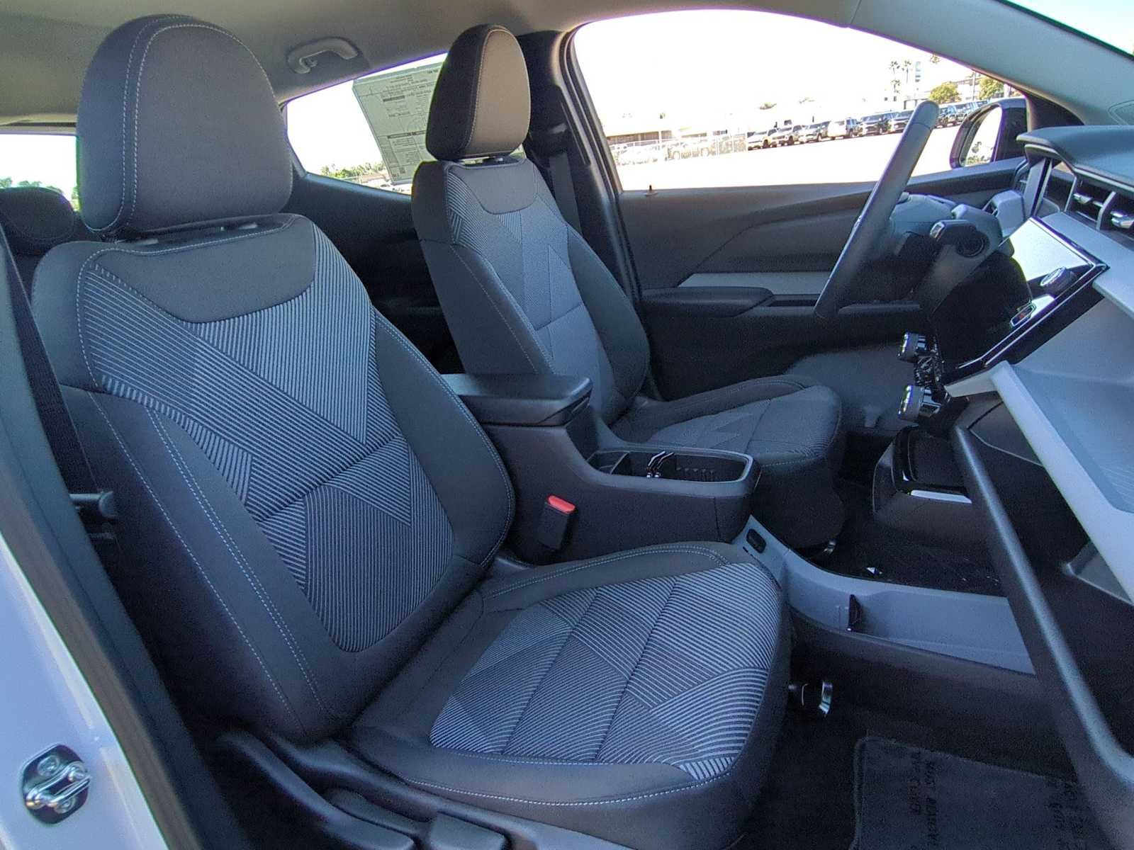 2027 Chevrolet Bolt LT - Photo 27