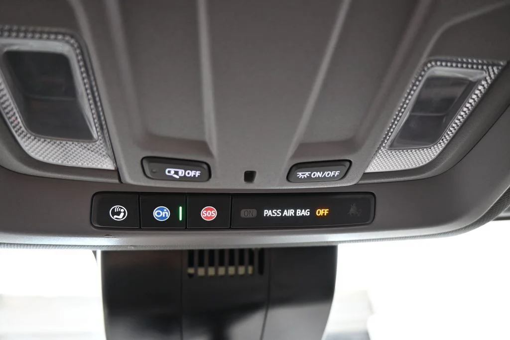 Used 2025 Black Chevrolet Custom image 29