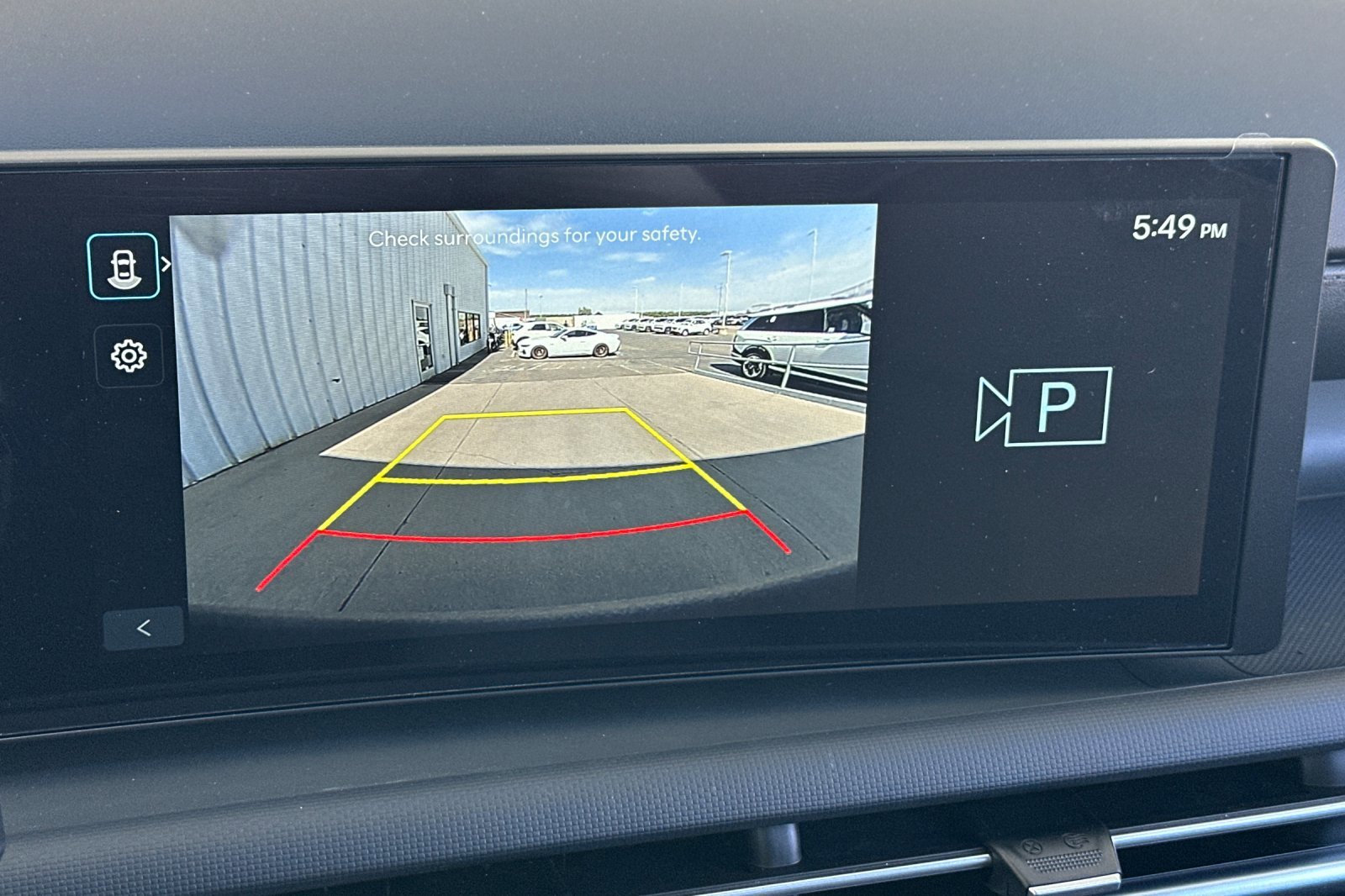New 2026 Atlas White Hyundai SEL Activity FWD image 45