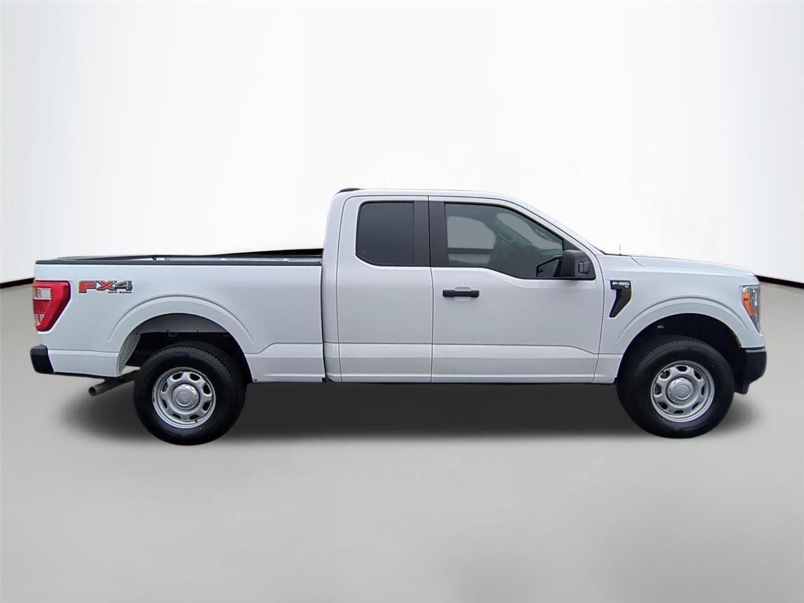 Used 2022 Oxford White Ford XL image 16