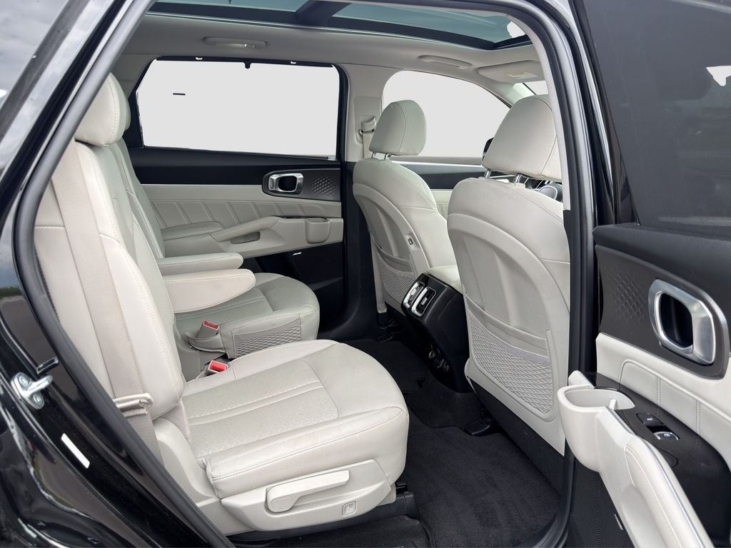 Used 2023 Black Kia SX Prestige image 18