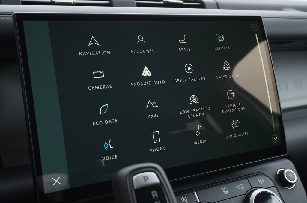 2026 LAND ROVER DEFENDER - Image 20