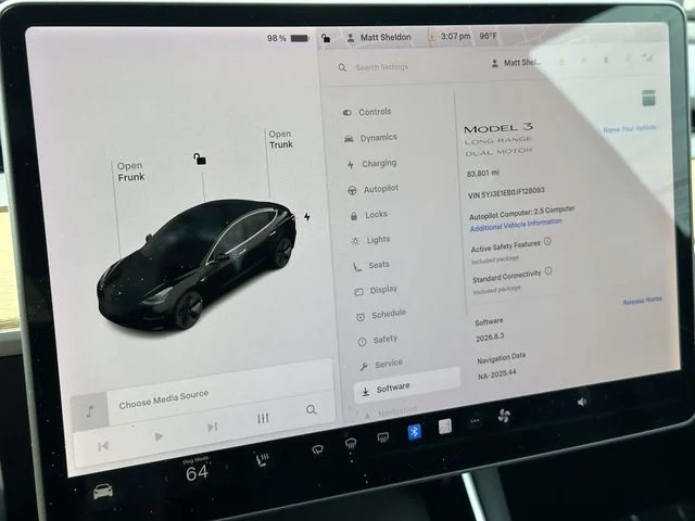 Used 2018 Black Tesla Long Range image 19
