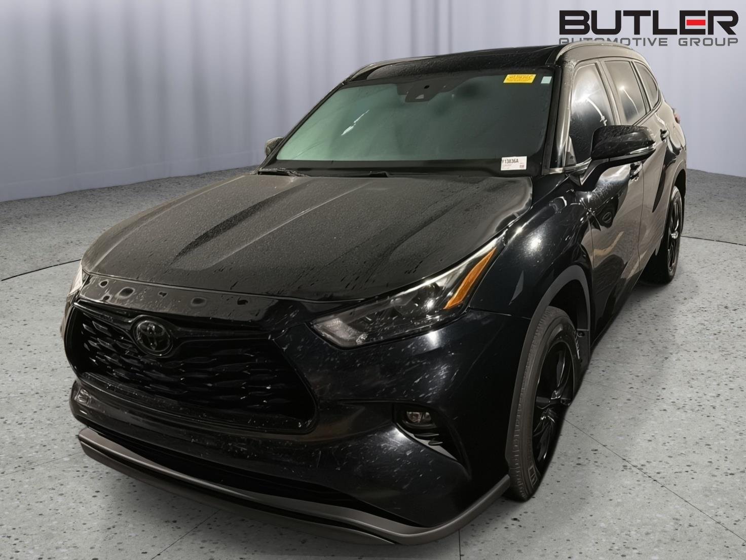 Used 2024 Midnight Black Metallic Toyota XLE image 2