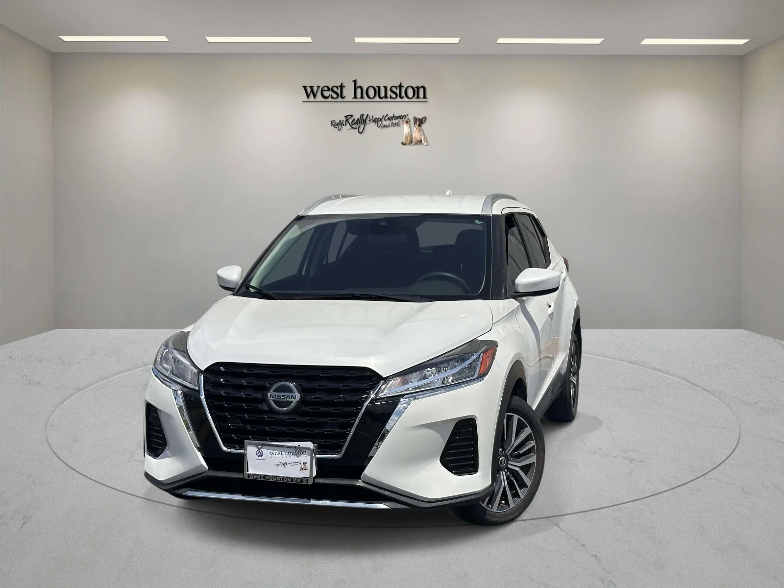 Used 2021 Aspen White Tricoat Nissan SV image 1