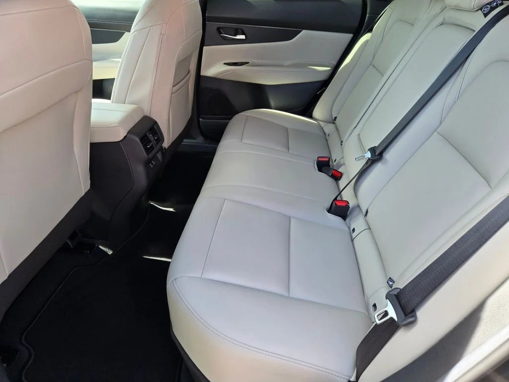 2025 Nissan Murano SV - Photo 12
