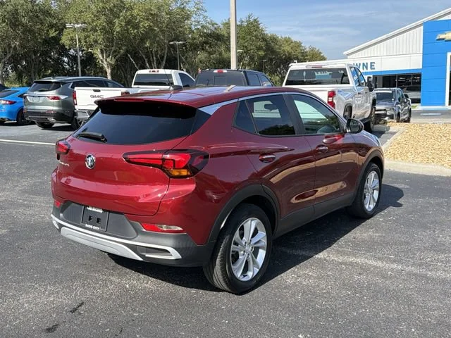 Used 2022 CINNABAR METALLIC Buick Preferred image 4
